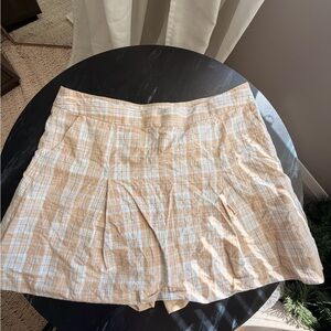 Women’s Plaid Pleated Skirt - Beige White